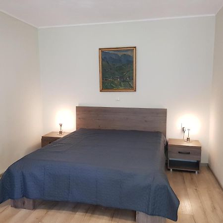 Doppelbettzimmer Apartment Брашов Екстериор снимка