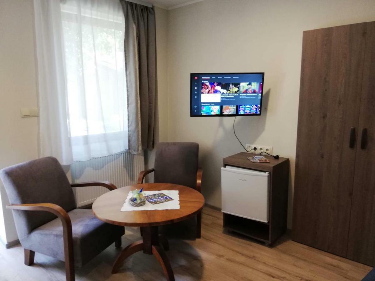 Doppelbettzimmer Apartment Брашов Екстериор снимка